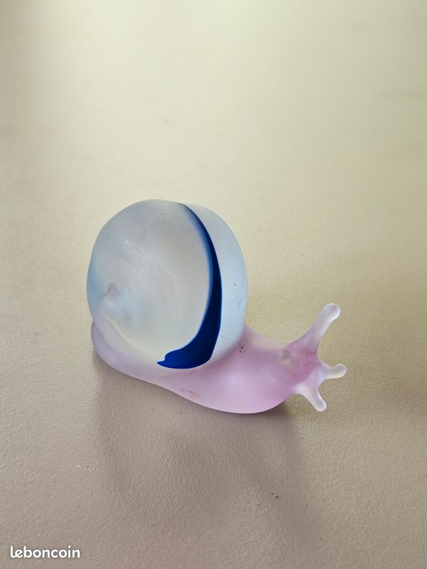 Figurine d'escargot en verre (image 1)