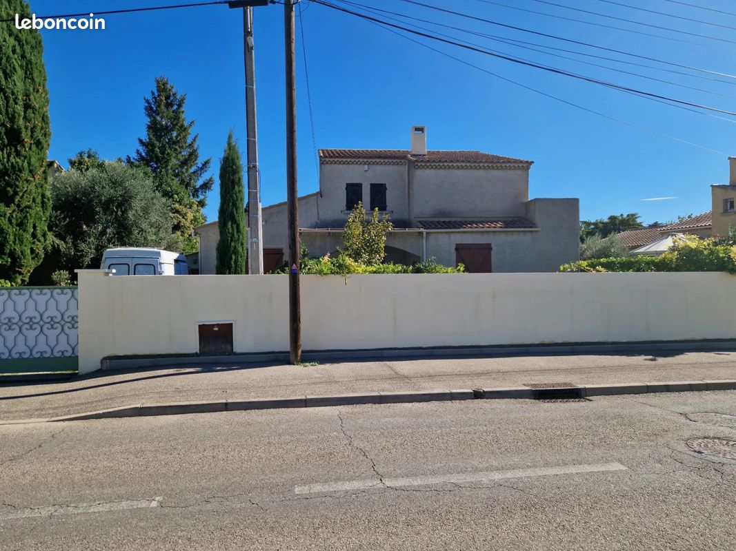 Maison 5 pièces 142 m² · à Salon-de-Provence · 142 m² · 462 000 €
