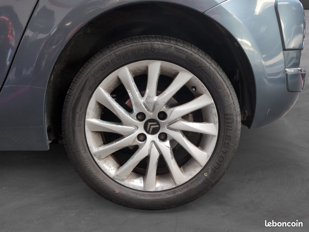 CITROEN C4 PICASSO 1.6 HDI EXCLUSIVE 110Ch - Garantie 12 mois (image 18)