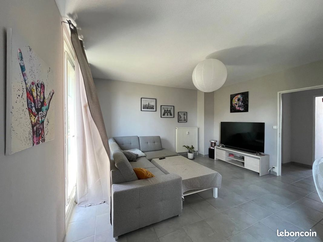 Appartement 3 pièces 64 m² · à Montélimar · 64 m² · 75 000 €