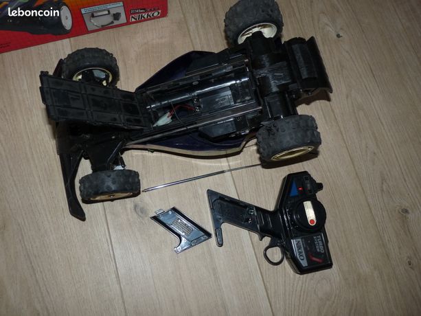 Ancienne voiture rc nikko minotor 1:12 12002A testé ok