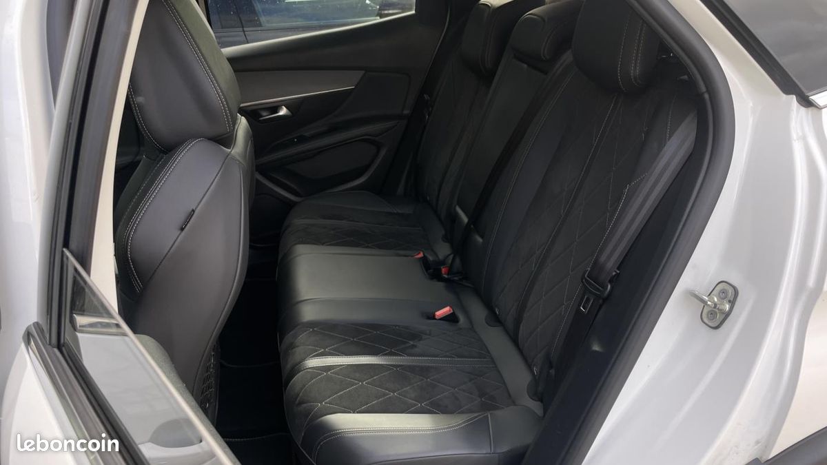 Peugeot 3008 GT BlueHDI 180 EAT8 (image 9)