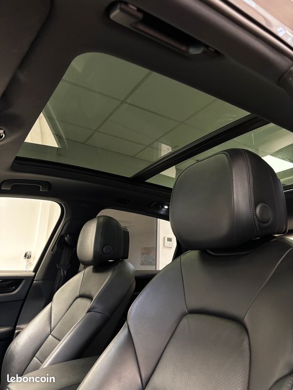 Porsche cayenne e-hybrid 3.0l v6 462ch TOIT OUVRANT / PASM / CAMÉRA 360 / SIÈGES CHAUFFANTS / JANTES 22P (image 12)