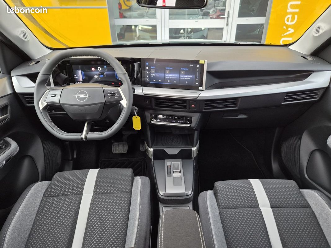 Opel Frontera 1.2 Turbo Hybrid 145ch Auto GS (image 13)