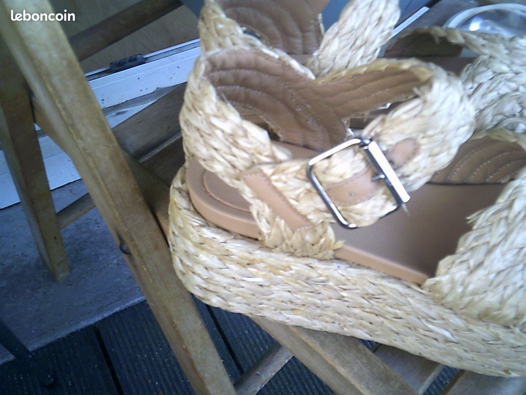 Sandales compensées en cuir Minelli (image 14)