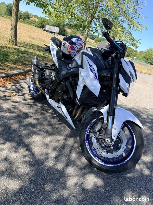 Suzuki GSX-S A2 (image 1)