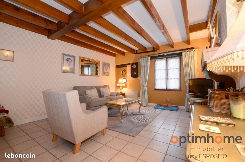 Maison de village 6 pièces 187 m² - Épenède 16490 (image principale 7)