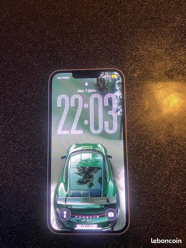 IPhone 16e (image 3)