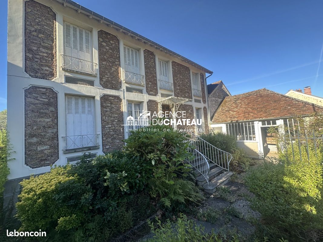 Maison 6 pièces 125 m² · à Nandy · 125 m² · 335 000 €