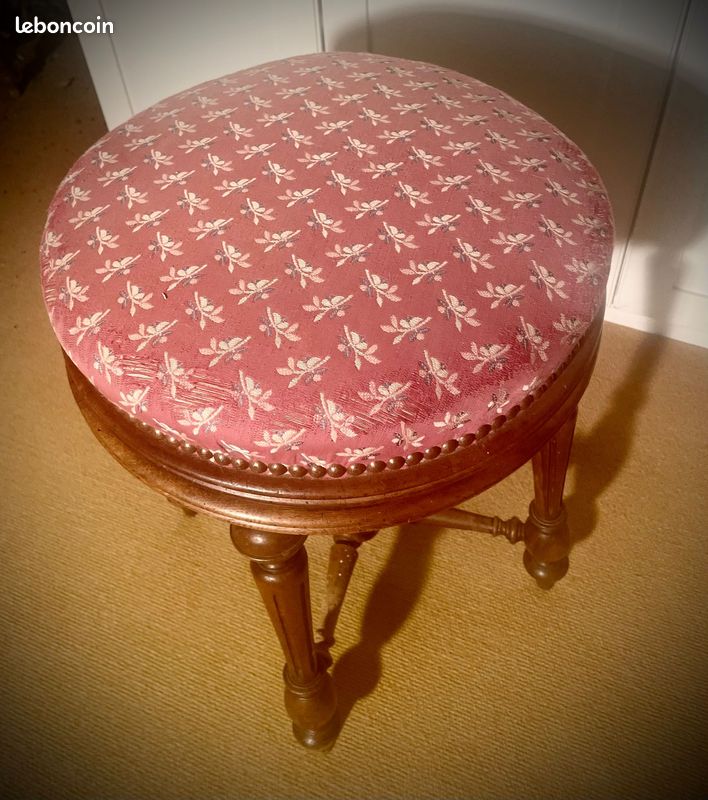 Tabouret à vis de piano vintage style Louis XIII (image 2)
