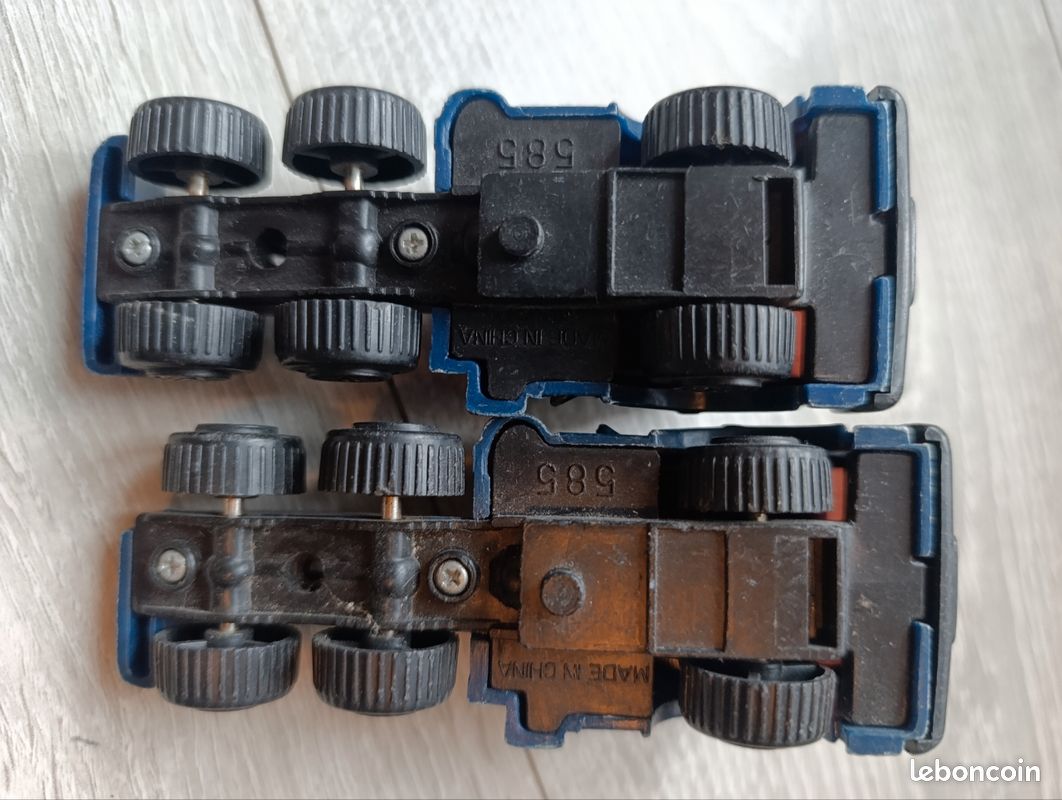 Lot de 2 camions bleu 10 cm (image 4)