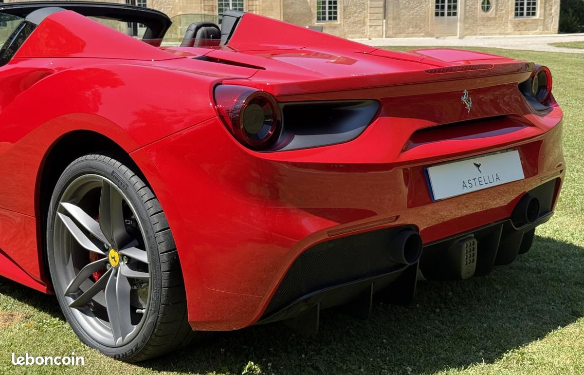 Ferrari 488 Spider V8 3.9 T 670ch (image 7)