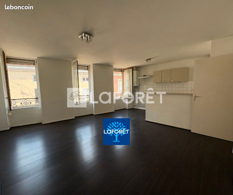 Appartement 2 pièces 53 m² · à Roanne · 53 m² · 420 €/mois