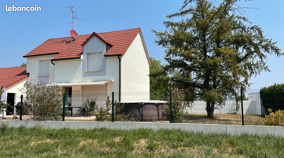 Maison 6 pièces 160 m² · à Blotzheim · 160 m² · 2 200 €/mois