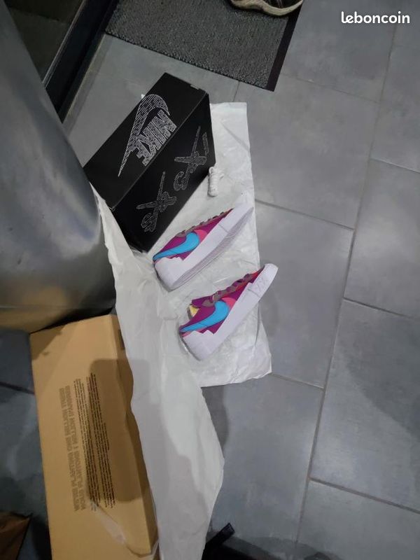 Nike blazer low sacai kaws purple dusk (image 4)