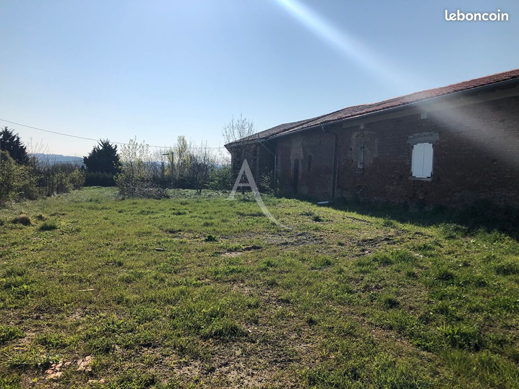 Maison 4 pièces 104 m² · à Issus · 104 m² · 1 060 €