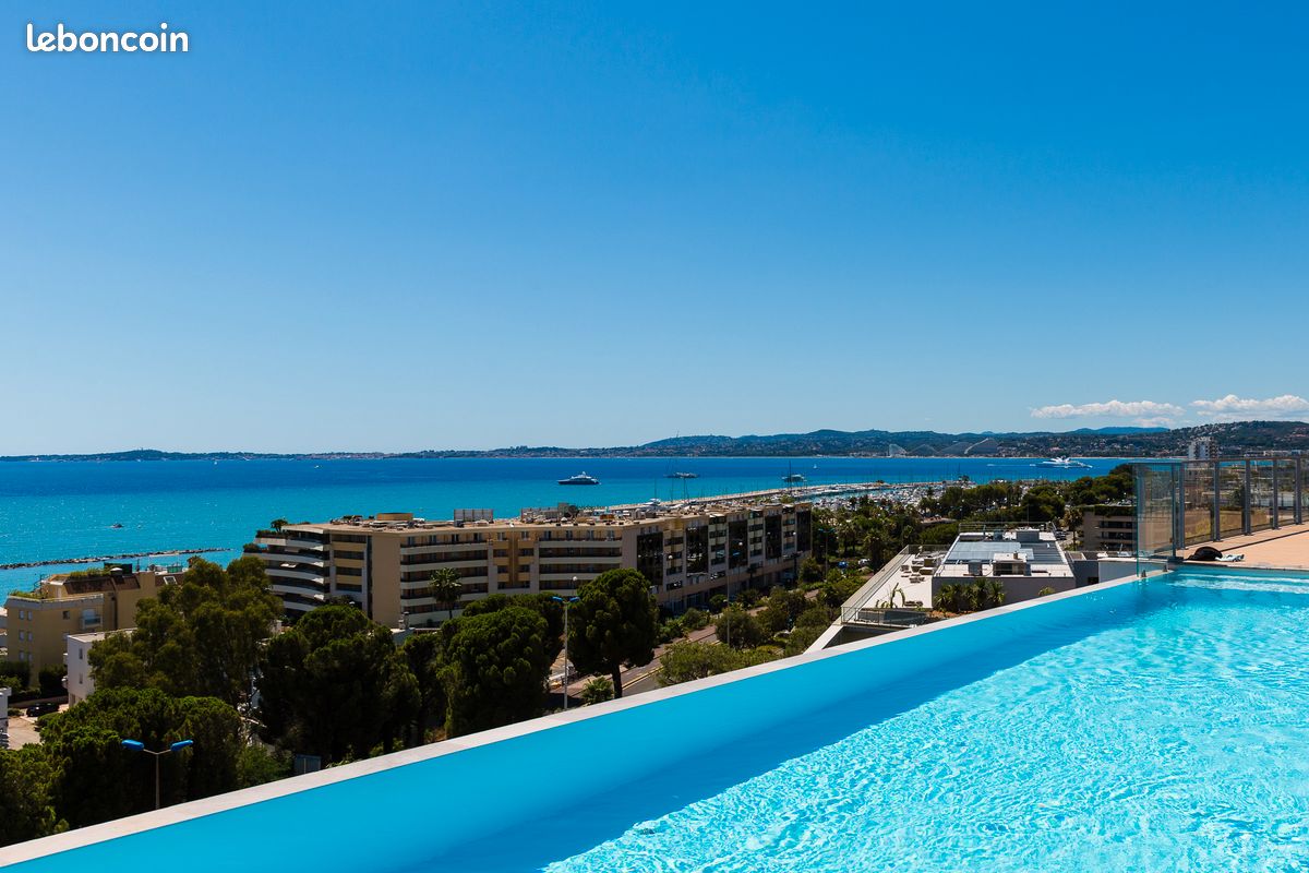 Appartement 2 pièces 46 m² · à Saint-Laurent-du-Var · 46 m² · 2 525 €/mois