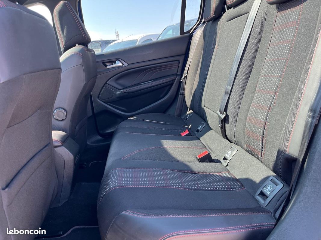 PEUGEOT 308 1.5 BlueHDi -GT Line 1ERE MAIN/ CAMERA / TOIT PANORAMIQUE / CARPLAY ANDROID AUTO (image 10)