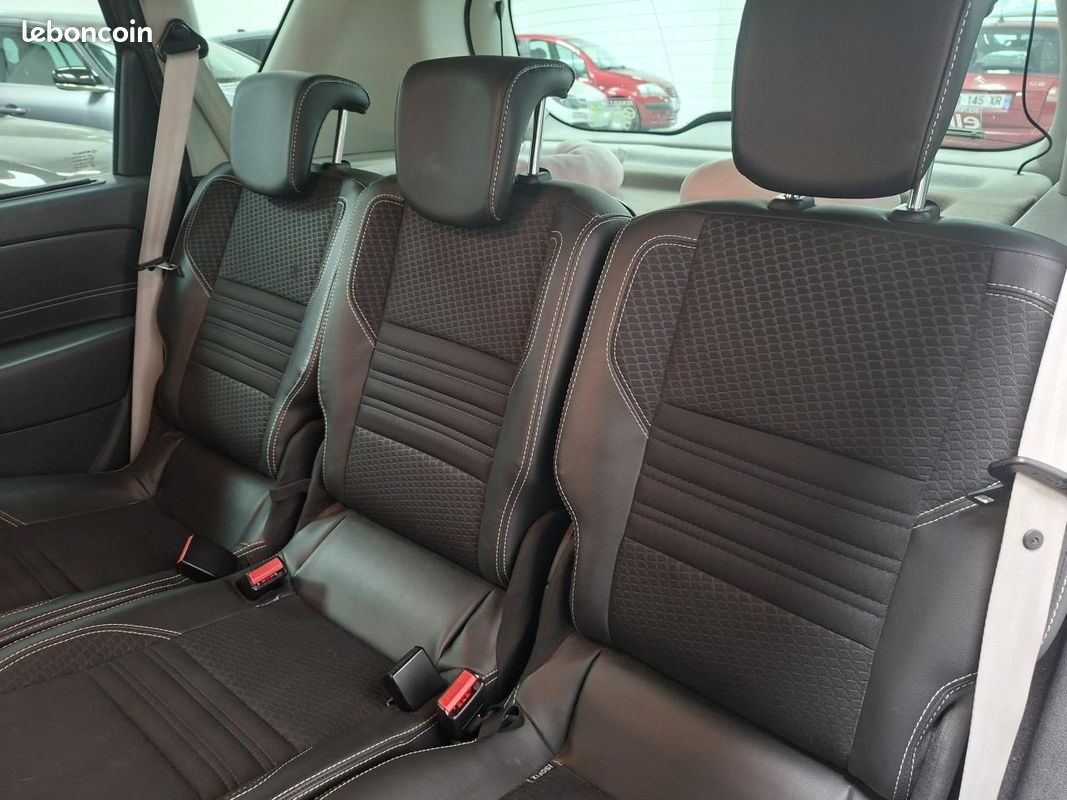 Renault scenic 1.5 dci 110 energy bose (image 10)