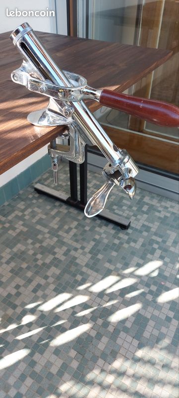 Tire bouchon (image 1)