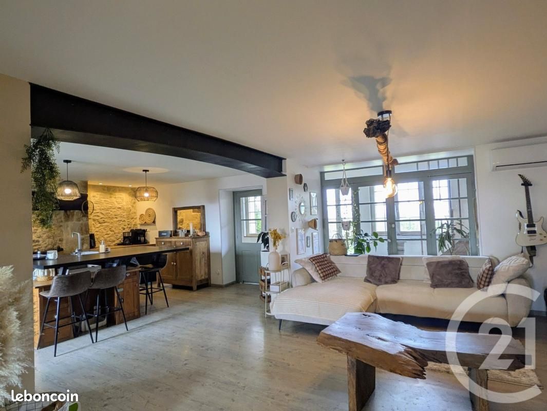 Maison 6 pièces 177 m² · à Saint-André-d'Allas · 177 m² · 320 000 €