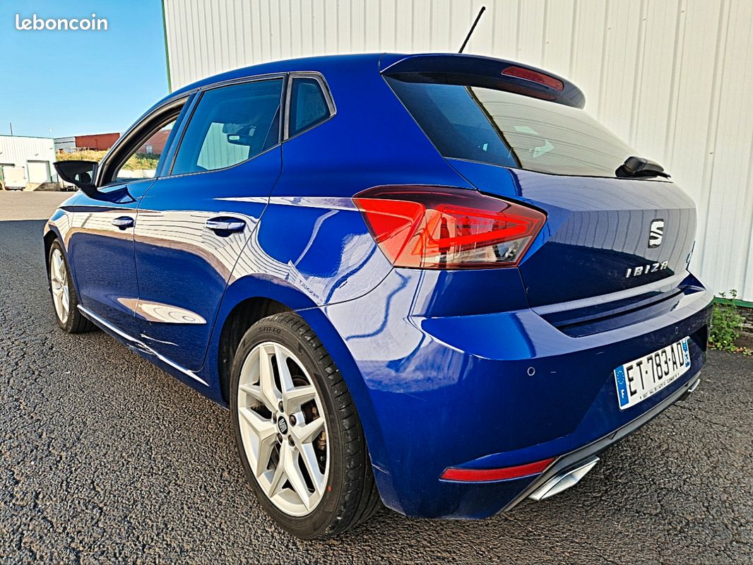 Seat ibiza v 1.0 tsi 115 ch pack fr clim auto regul jantes 18 ecran central (image 5)