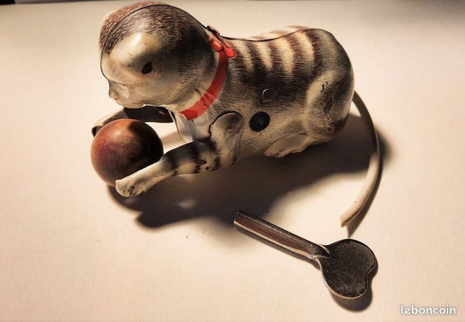 Jouet mécanique automate JOUSTRA - Le Chat Joueur 1950
