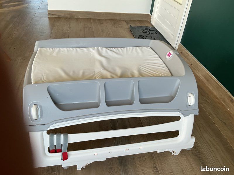 Tapis De Change Bébé OKBABY Fluffy - Matelas à Langer Moelleux Et Sûr Avec Côtés - Facile à Matelas 80x50 Cm Pour Table à Langer