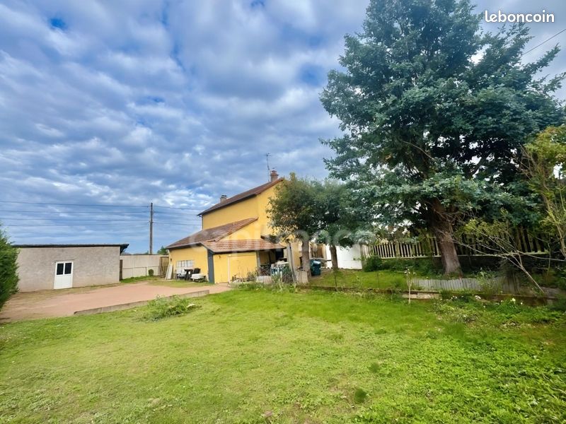 Maison 5 pièces 108 m² · à Roanne · 108 m² · 165 000 €