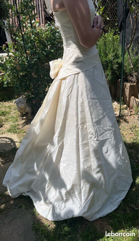 Robe de mariée mariage bustier couleur ivoire/écru Vêtements