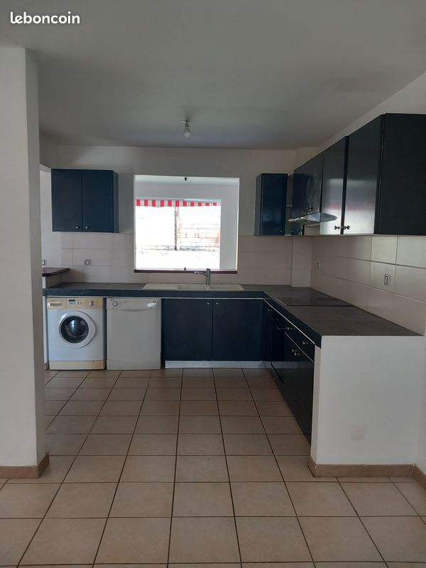 Appartement 5 pièces 85 m² · à Schœlcher · 85 m² · 1 420 €/mois