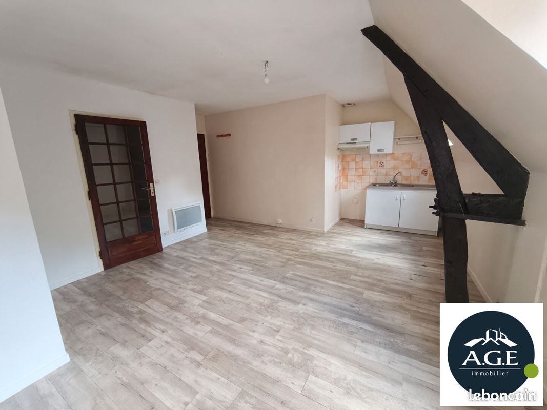 Appartement 3 pièces 45 m² · à Nogent-le-Roi · 45 m² · 650 €/mois