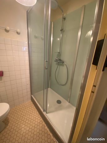 Studio villers les nancy avec parking ferme
