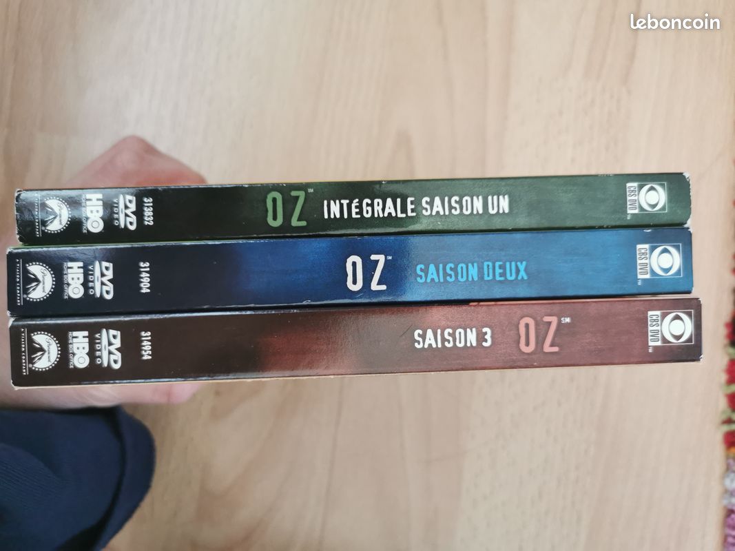 DVD "OZ" - saisons 1, 2 et 3 (image 2)