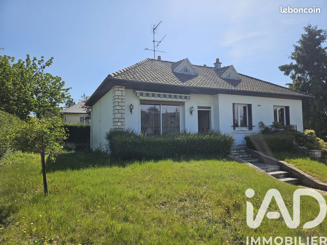 Maison 4 pièces 122 m² · à Saint-Ouen · 122 m² · 148 000 €