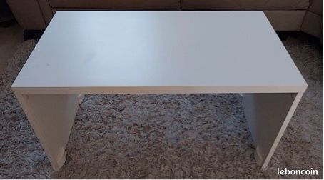 Vend petit bureau IKEA (image 1)