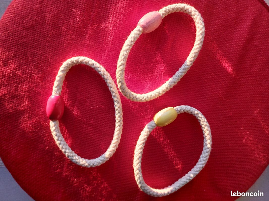 Lot de 3 bracelets de corde avec perle en bois (image 8)