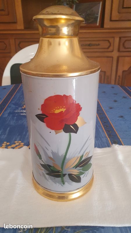 Thermos en métal (image 1)