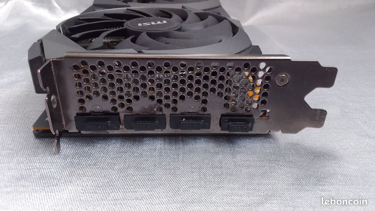 Carte graphique RTX 3060 8 Go HS écrans noir 3