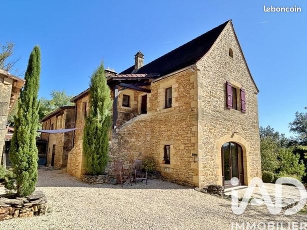 Maison 6 pièces 230 m²