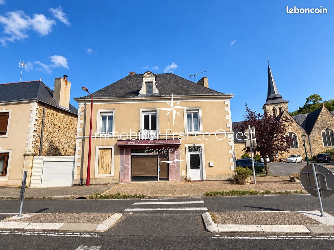 Maison 6 pièces 233 m² · à Clermont-Créans · 233 m² · 191 000 €