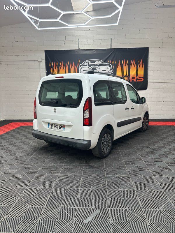 Peugeot partner - 1.6hdi 115 - 5 places - 2014 - 149 000km (image 5)