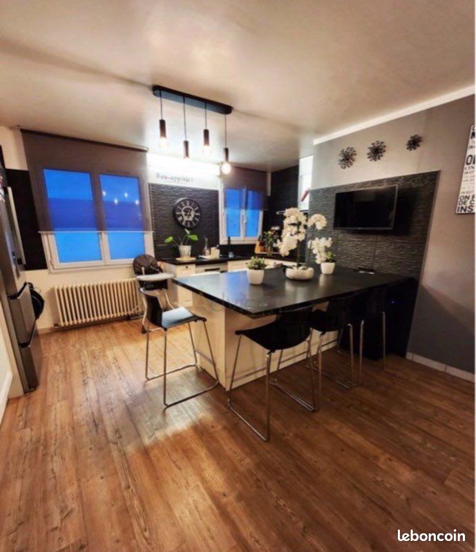 Maison 8 pièces 232 m² · à Saint-Jean-de-Braye · 232 m² · 380 000 €