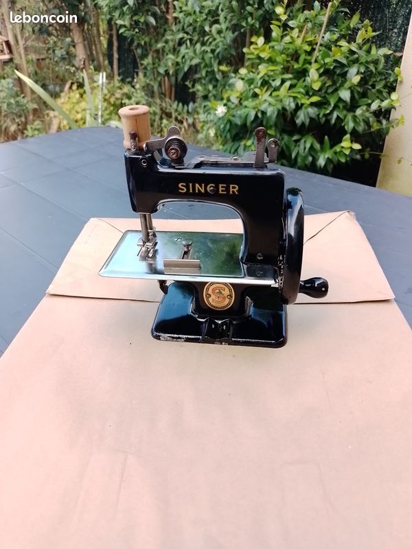 Ancienne Machine à Coudre Enfant Jouet MG Vintage Authentique | eBay