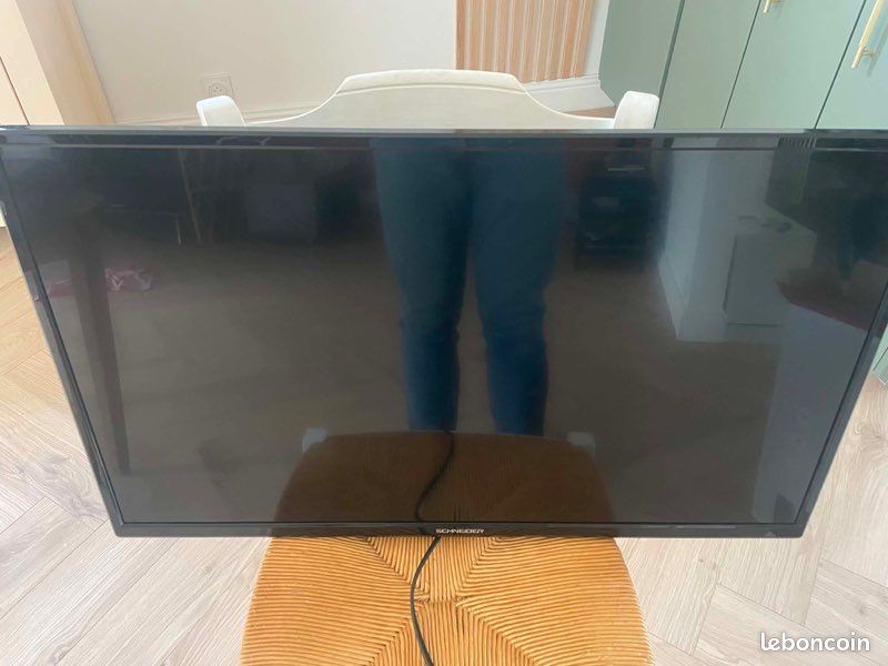 Télévision HD SCHNEIDER 32 pouces (image 3)