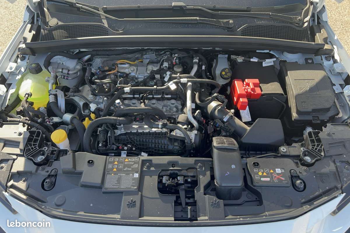 Renault Clio 6 TCE 115 EDC TECHNO PLUS -11% (image 20)