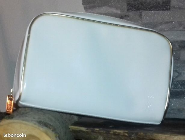 Pochette YSL (image 1)