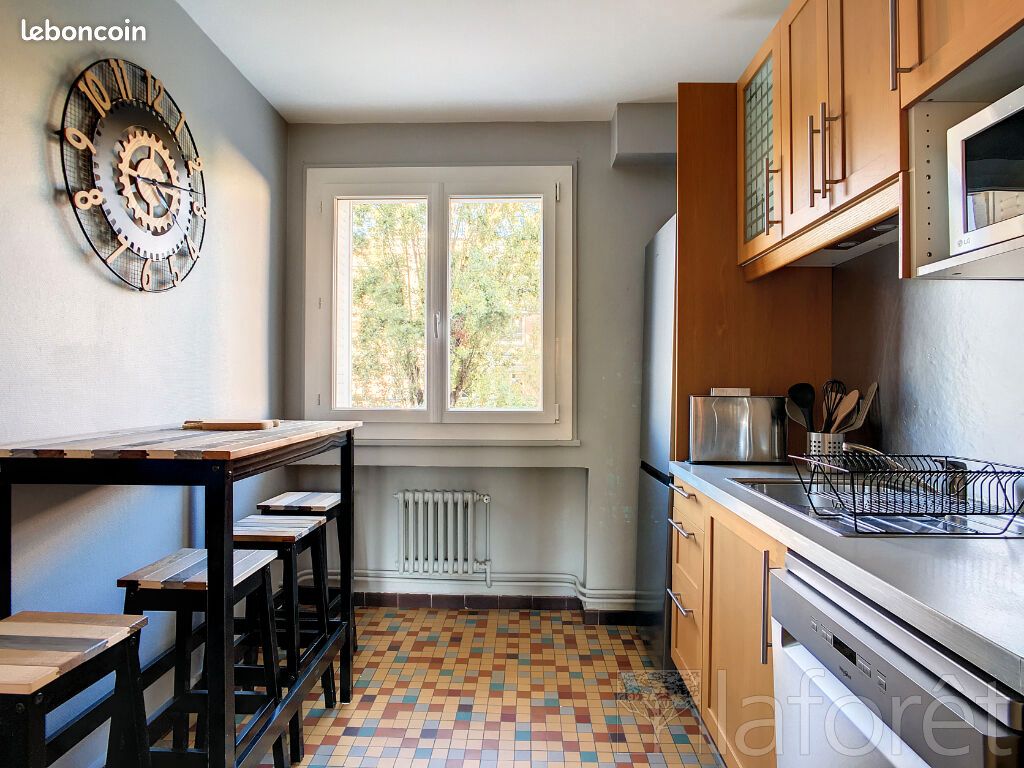 Appartement 3 pièces 55 m² · à Caluire-Et-Cuire · 55 m² · 1 135 €