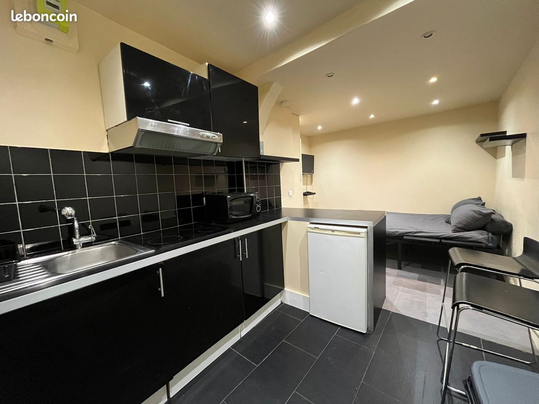 Appartement 1 pièce 16 m² · à Paris · 16 m² · 806 €/mois