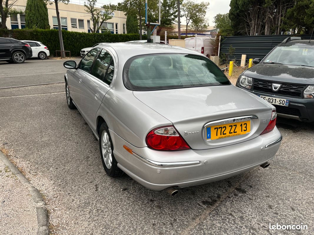 Jaguar s-type 3l v6 16v ph1 classique bva 1ère main (image 4)